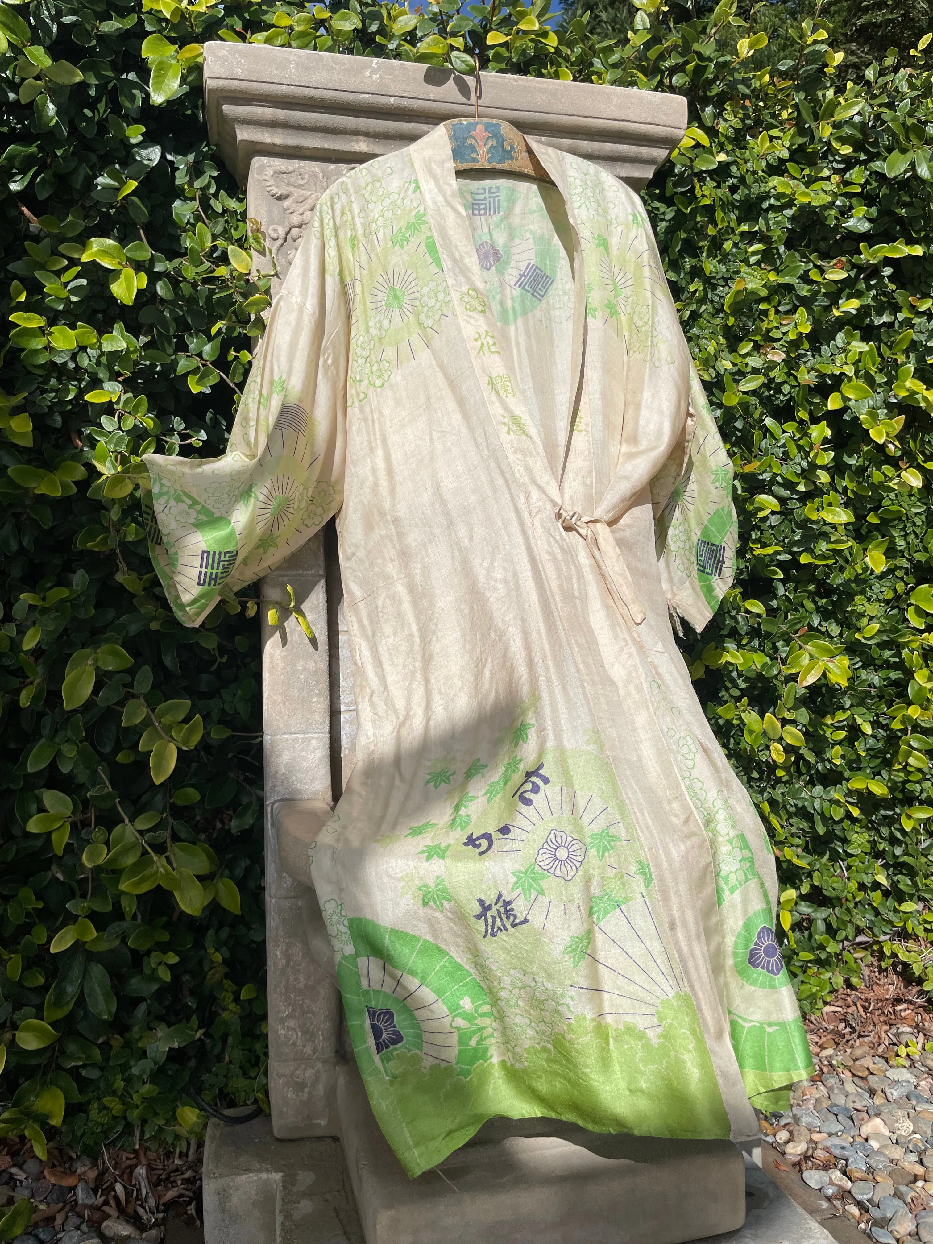 1920s Acid Green Print Japanese Pongee Silk Robe