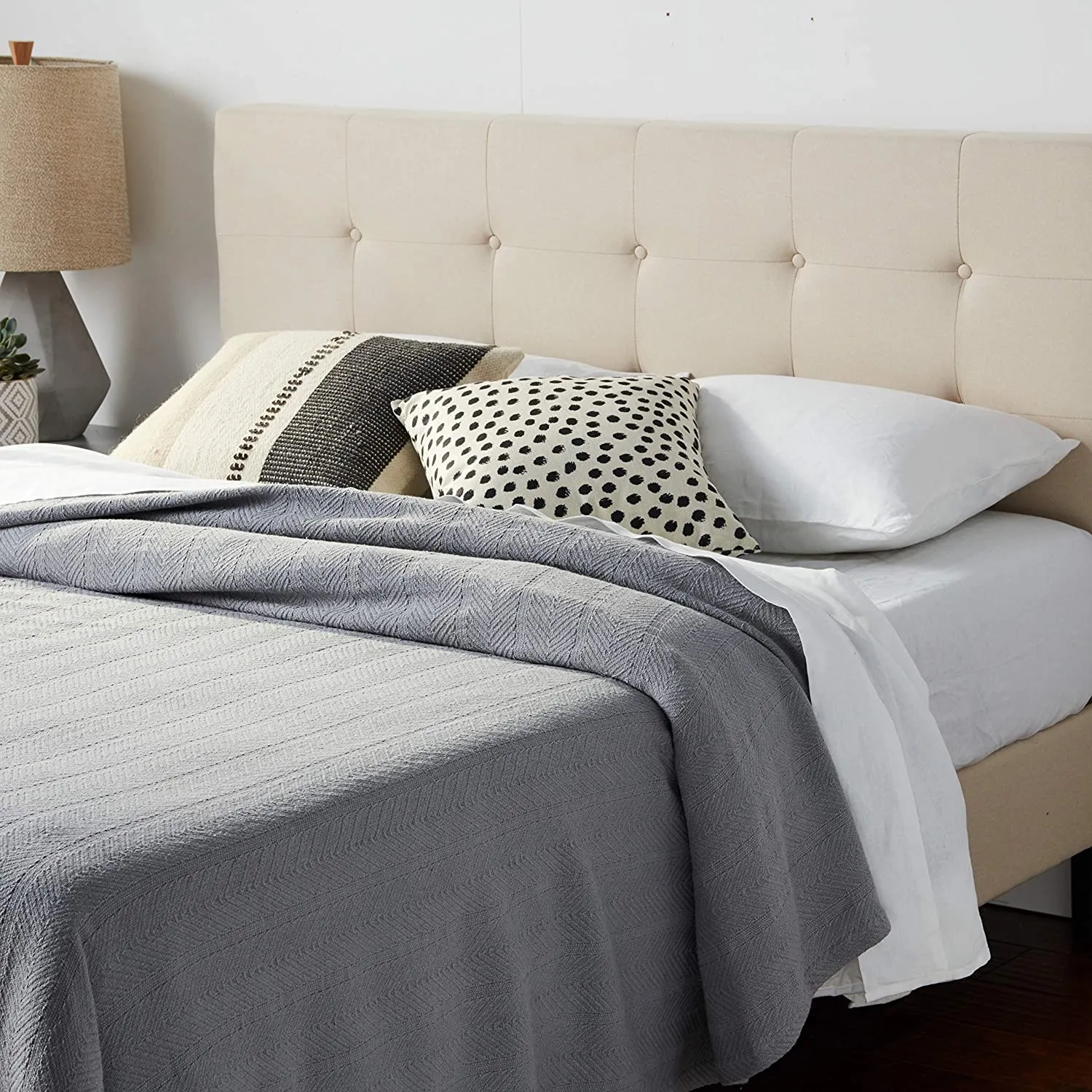 Eddie Bauer Herringbone Chrome Cotton Blanket King, Retails $76 